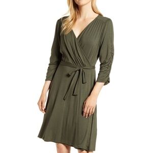 Loveappella Tie dress Wrap size Medium